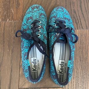 Keds Turquoise and Black Lace Print Shoes